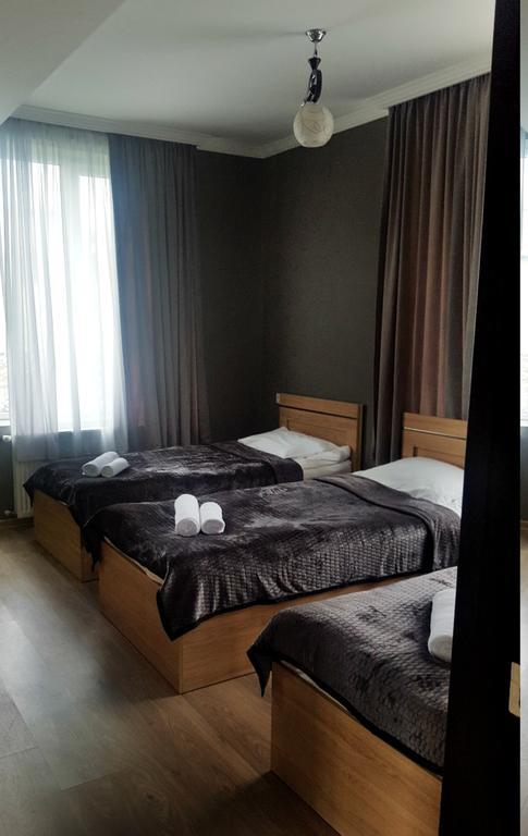 Tower Hotell Kazbegi Eksteriør bilde