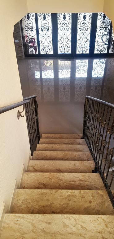Tower Hotell Kazbegi Eksteriør bilde