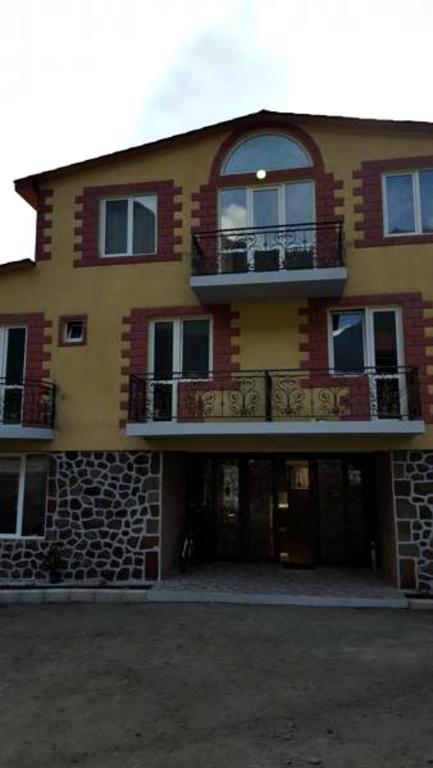Tower Hotell Kazbegi Eksteriør bilde