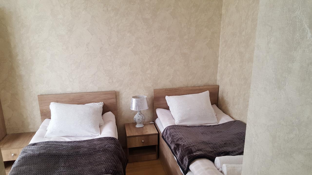 Tower Hotell Kazbegi Eksteriør bilde