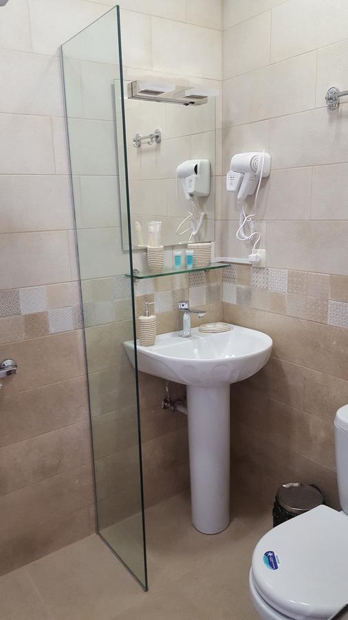 Tower Hotell Kazbegi Eksteriør bilde