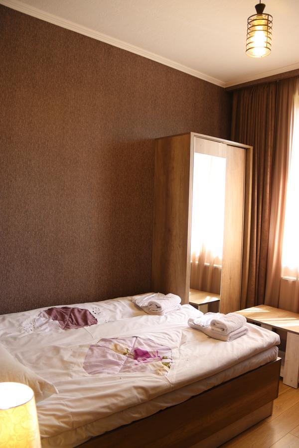 Tower Hotell Kazbegi Eksteriør bilde